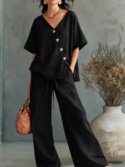 Celia | Set with V-Neck and Buttons