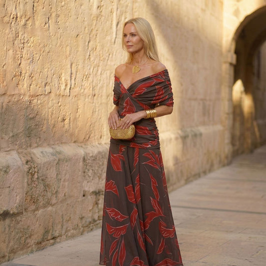 Papavero | Elegant Pleated Maxi Dress