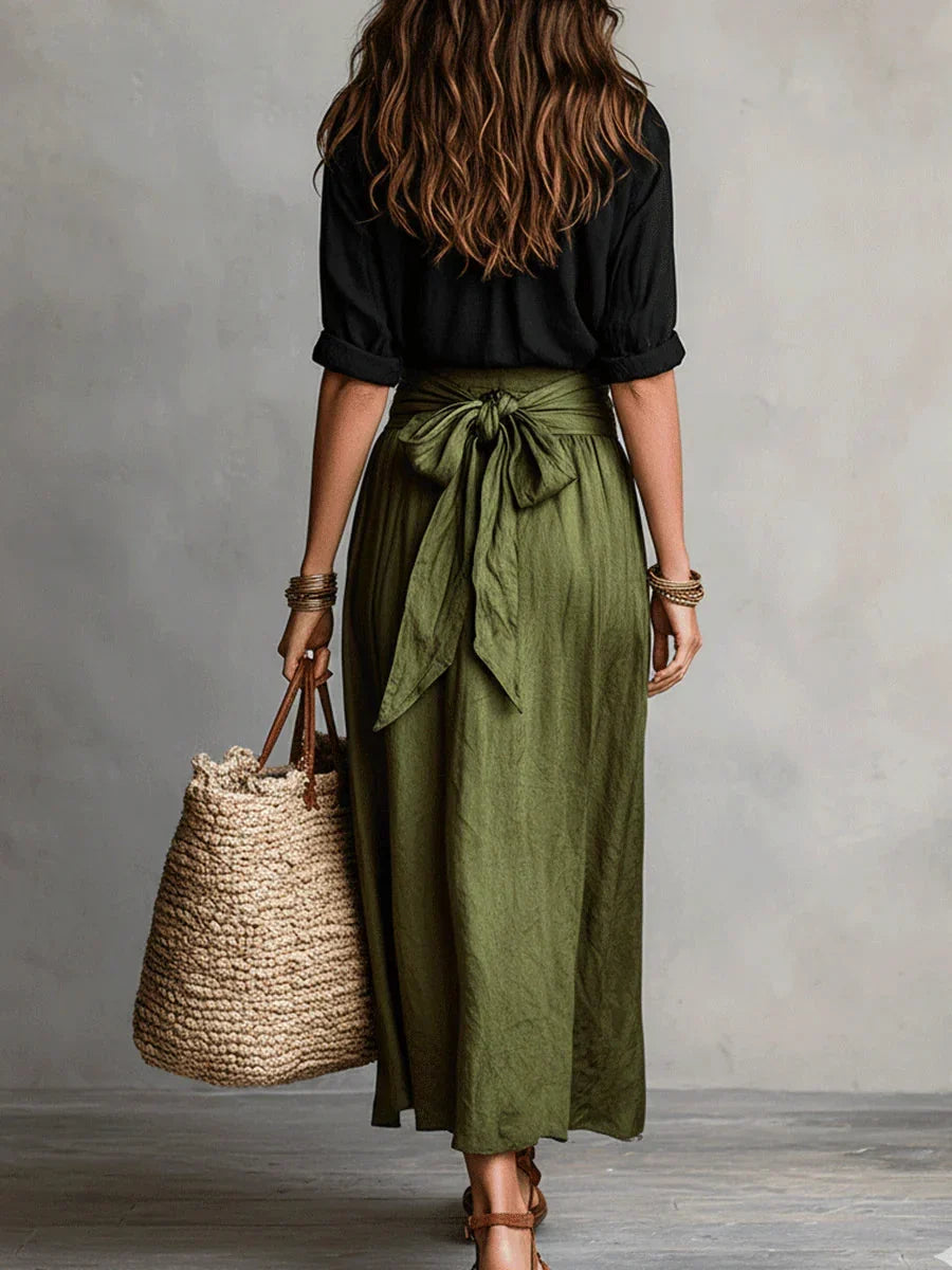 Vida | Elegant Two-Piece Set with Black Blouse and Midi Skirt